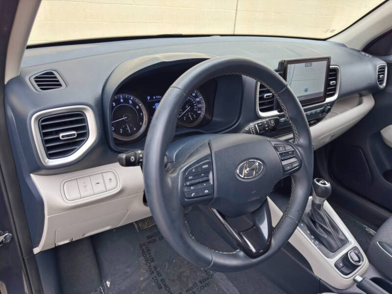 2022 Hyundai Venue Limited