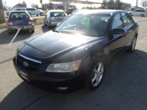 2008 Hyundai Sonata for sale at King's Kars in Marion IA