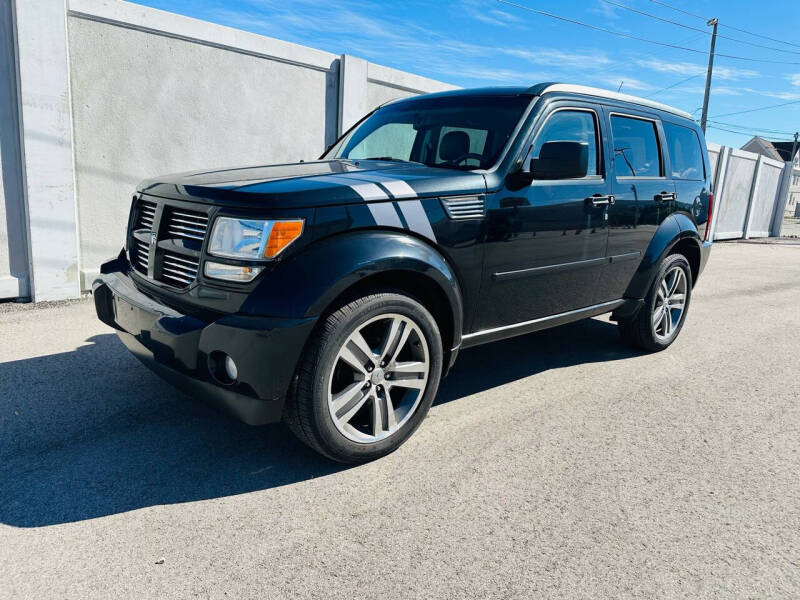 2011 Dodge Nitro Shock photo 2