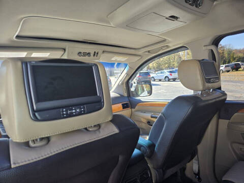 2013 Nissan Armada Platinum