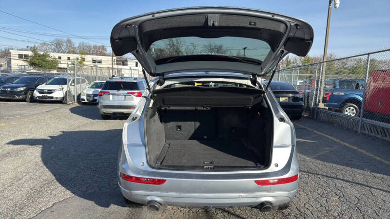 2015 Audi Q5 2.0T quattro Premium Plus