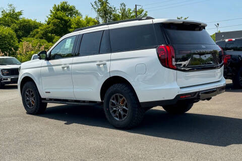 2025 Ford Expedition Tremor