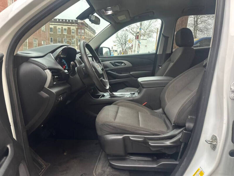 2020 Chevrolet Traverse LS