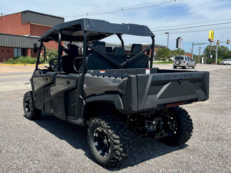 2023 Intimidator GC1k Crew