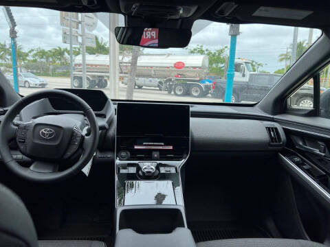 2024 Toyota bZ4X XLE