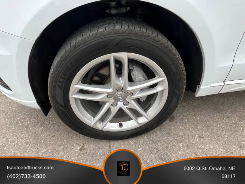 2017 Audi Q5 2.0T quattro Premium Plus