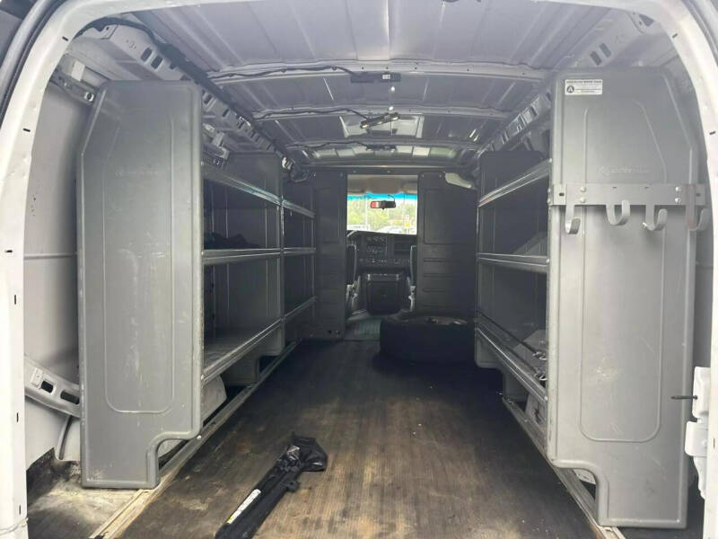 2020 Chevrolet Express 2500