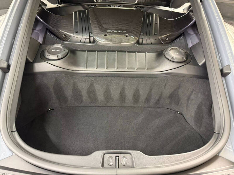 2023 Porsche 718 Cayman GT4 RS