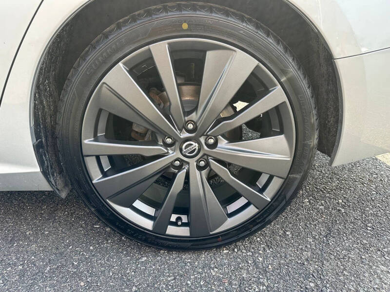 2020 Nissan Altima 2.5 SR