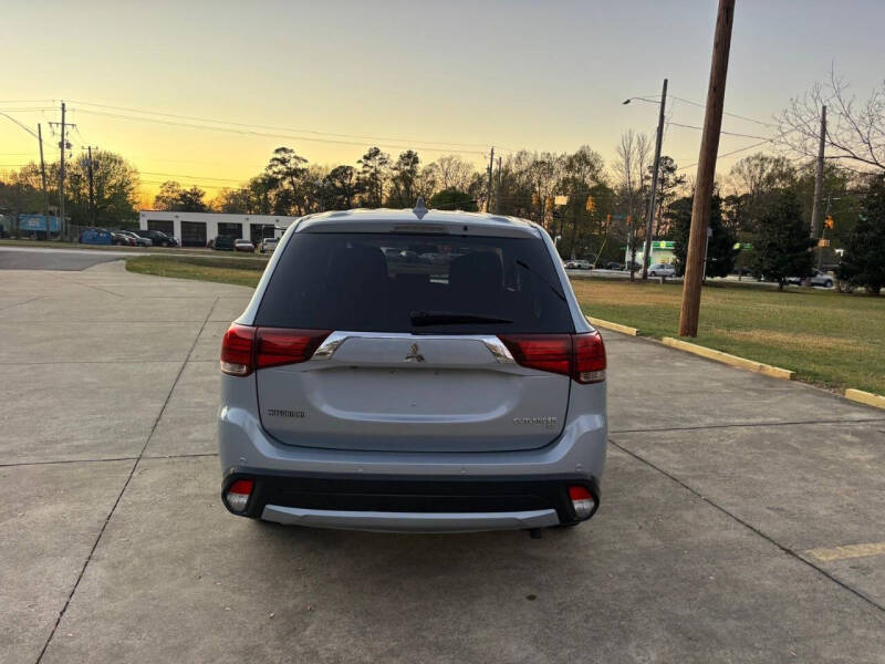 2017 Mitsubishi Outlander SE