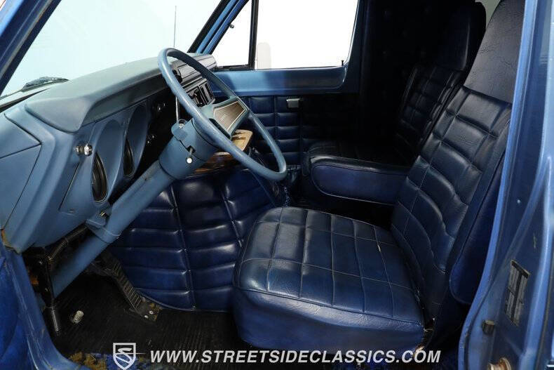 1977 Dodge D200 Pickup