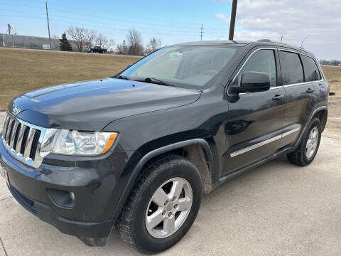 2011 Jeep Grand Cherokee for sale at Lanny's Auto in Winterset IA
