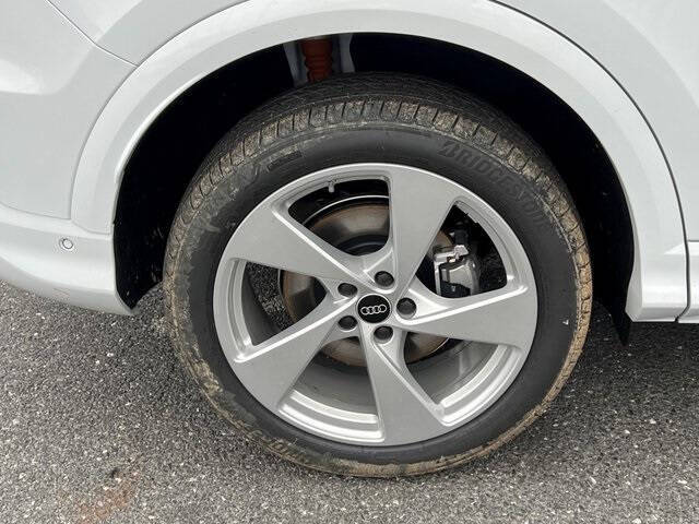 2025 Audi Q5 quattro Premium Plus TFSI