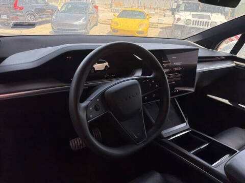 2023 Tesla Model X Standard Range
