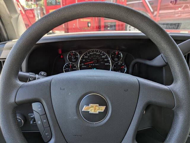 2024 Chevrolet Express LT 3500