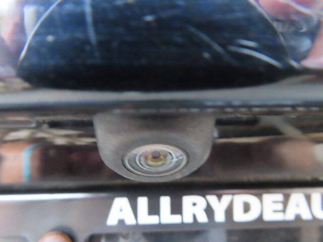 2017 Toyota Highlander LE