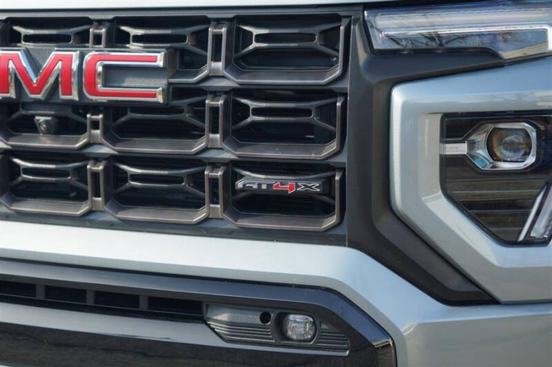 2024 GMC Canyon AT4X