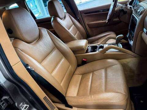 2005 Porsche Cayenne S