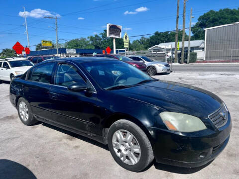 2005 Nissan Altima for sale at STEECO MOTORS in Tampa FL