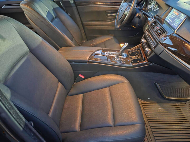 2014 BMW 5 Series 528i