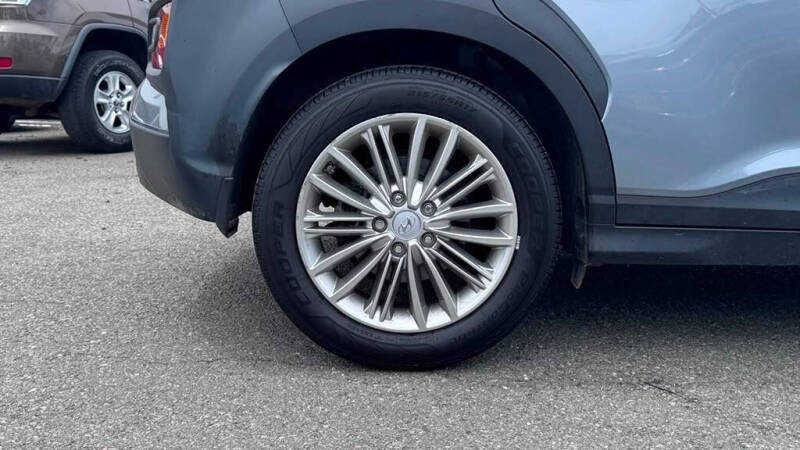 2021 Hyundai Kona SEL Plus