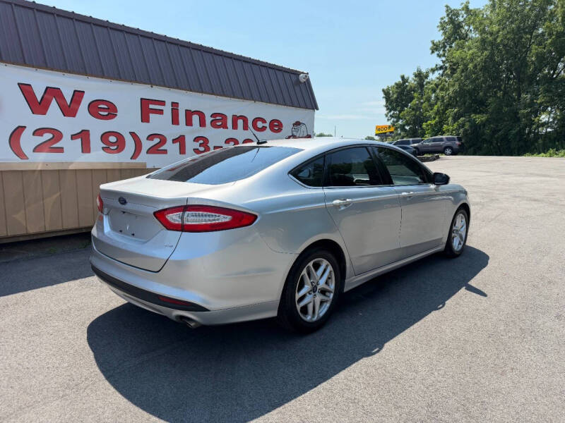2016 Ford Fusion SE