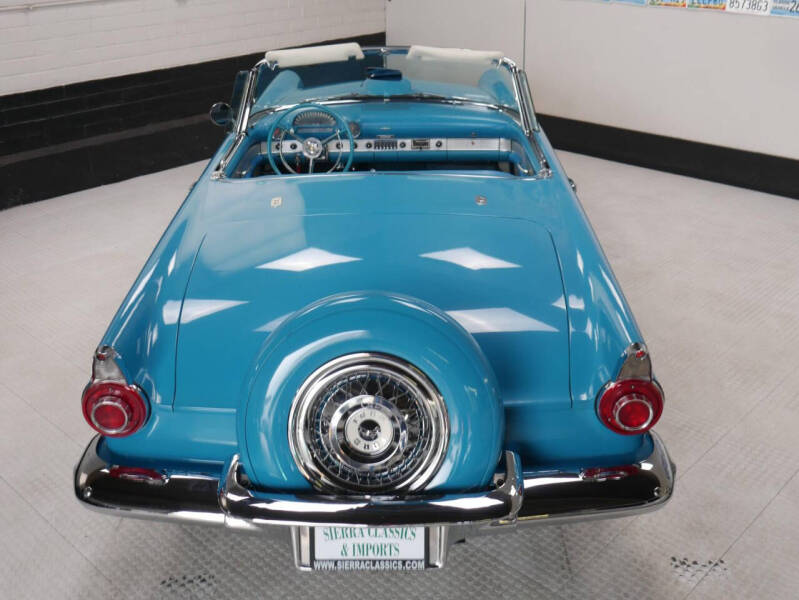 1956 Ford Thunderbird