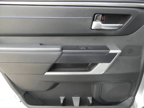 2024 Toyota Tundra Platinum HV