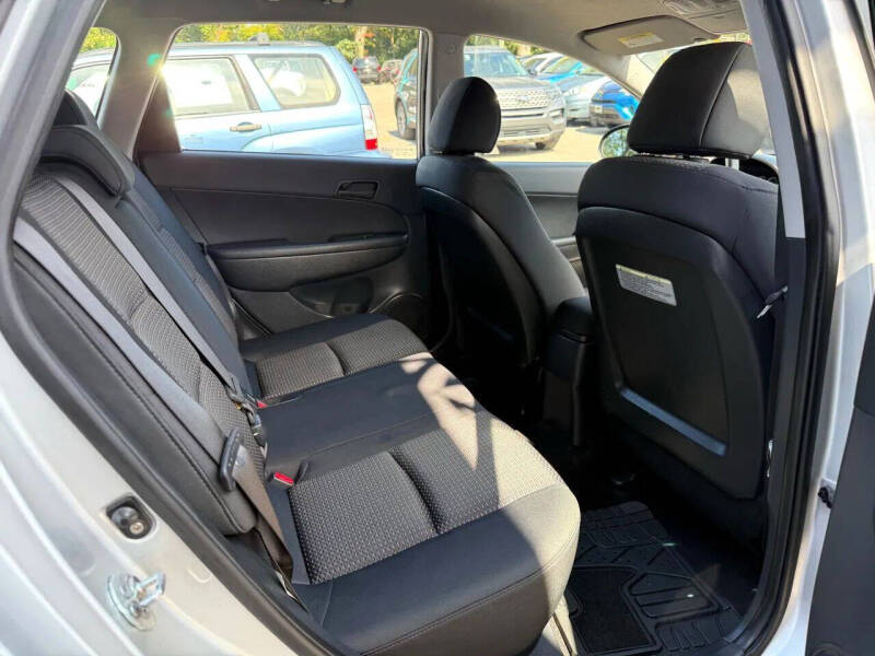 2011 Hyundai Elantra Touring GLS