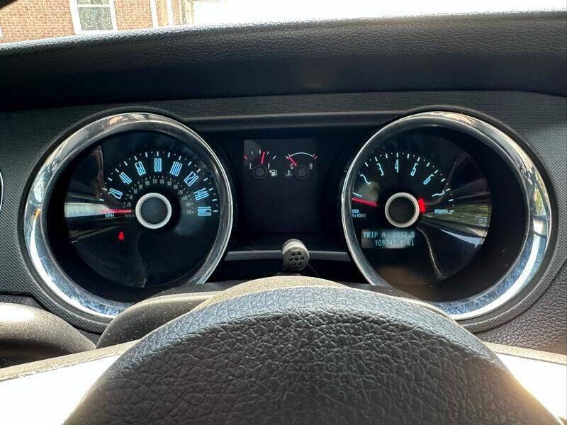 2014 Ford Mustang V6