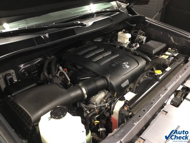 2014 Toyota Tundra SR5