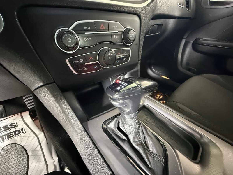 2019 Dodge Charger SXT