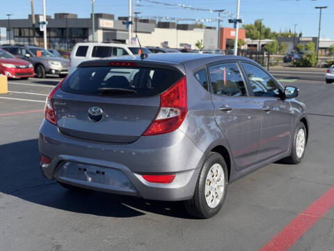 2016 Hyundai Accent SE