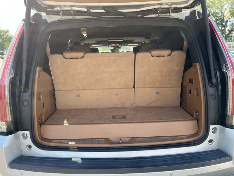 2017 Cadillac Escalade Platinum