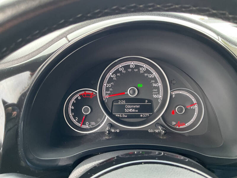 2018 Volkswagen Beetle 2.0T S