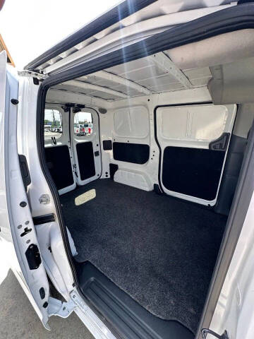 2018 Nissan NV200 S