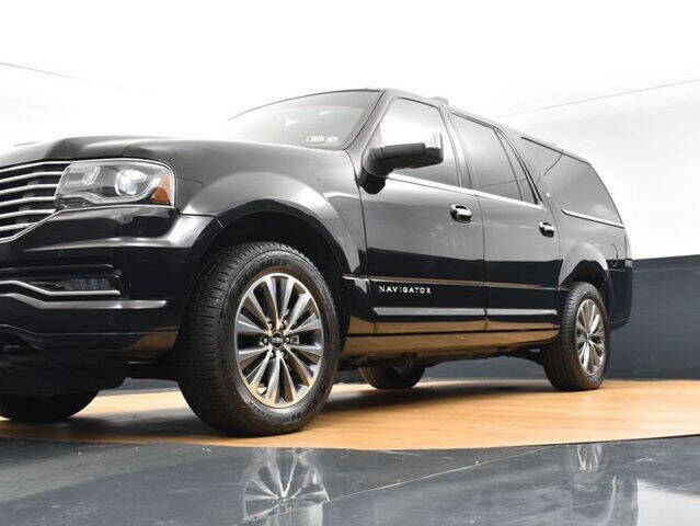 2017 Lincoln Navigator L Select