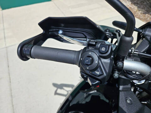2025 Yamaha Tracer 9
