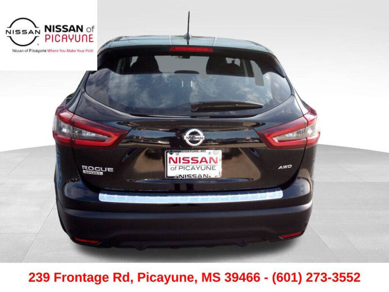 2020 Nissan Rogue Sport S