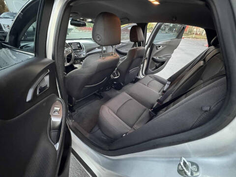 2017 Chevrolet Malibu LT