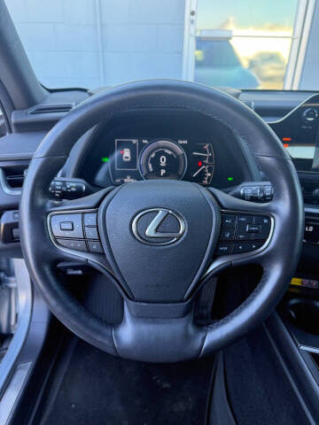 2024 Lexus UX 250h F SPORT Design