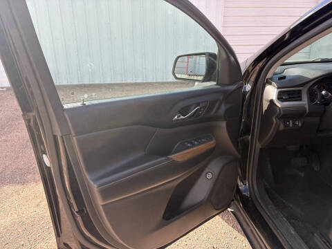 2017 GMC Acadia SLE-2