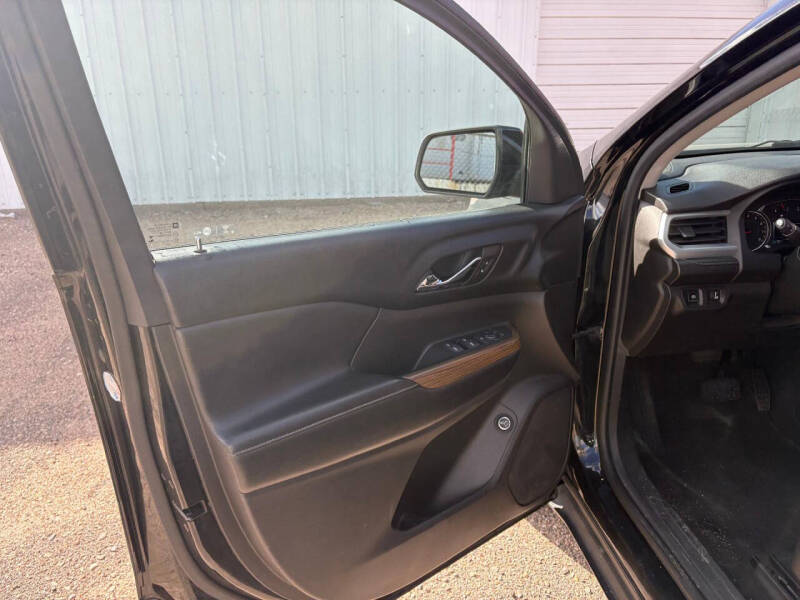 2017 GMC Acadia SLE-2