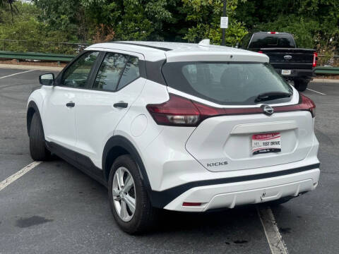 2023 Nissan Kicks S