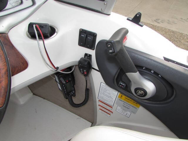 2009 Tracker 290 SPORT