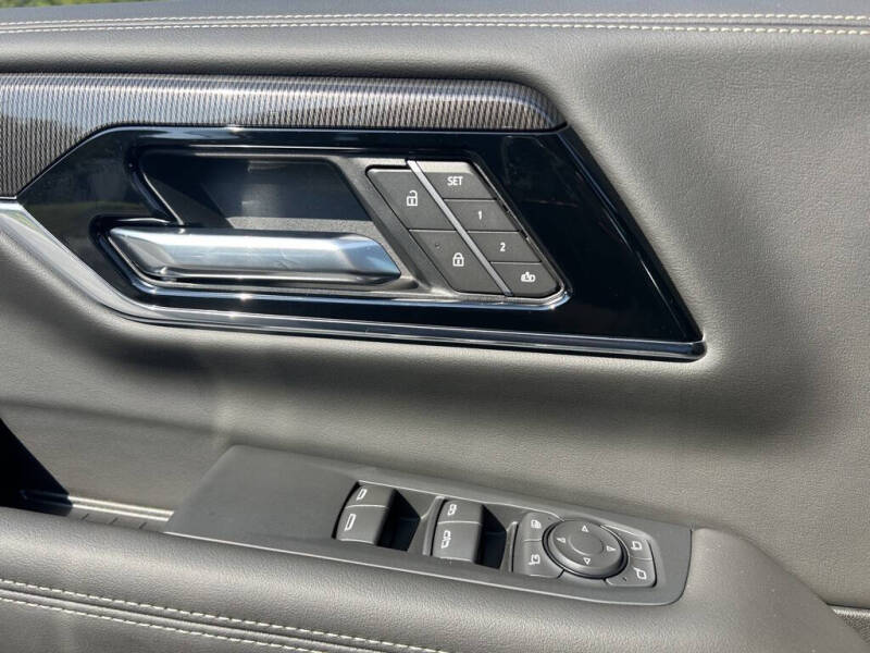 2025 GMC Yukon XL Elevation