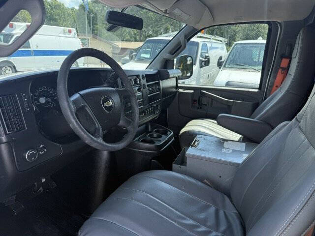 2017 Chevrolet Express 2500