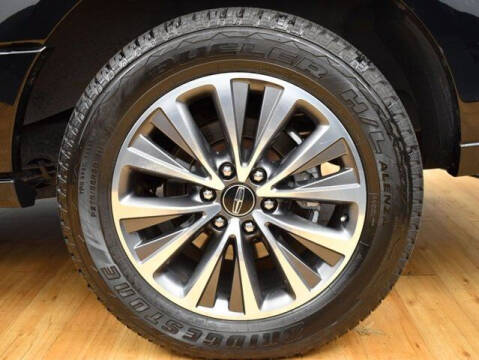 2017 Lincoln Navigator L Select