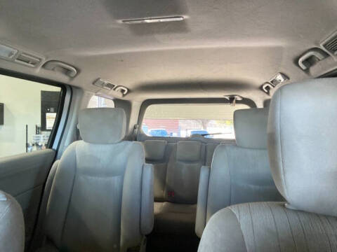 2017 Nissan Quest SV