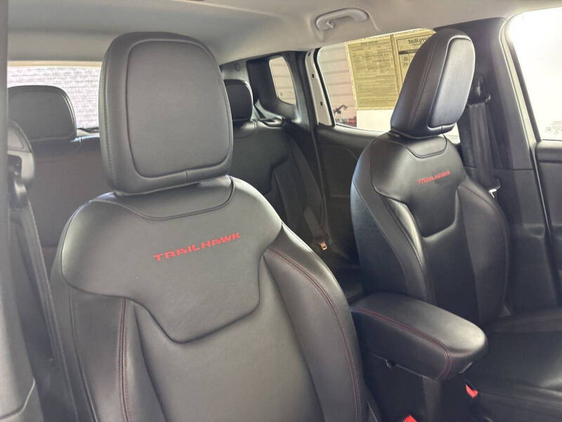 2022 Jeep Renegade Trailhawk